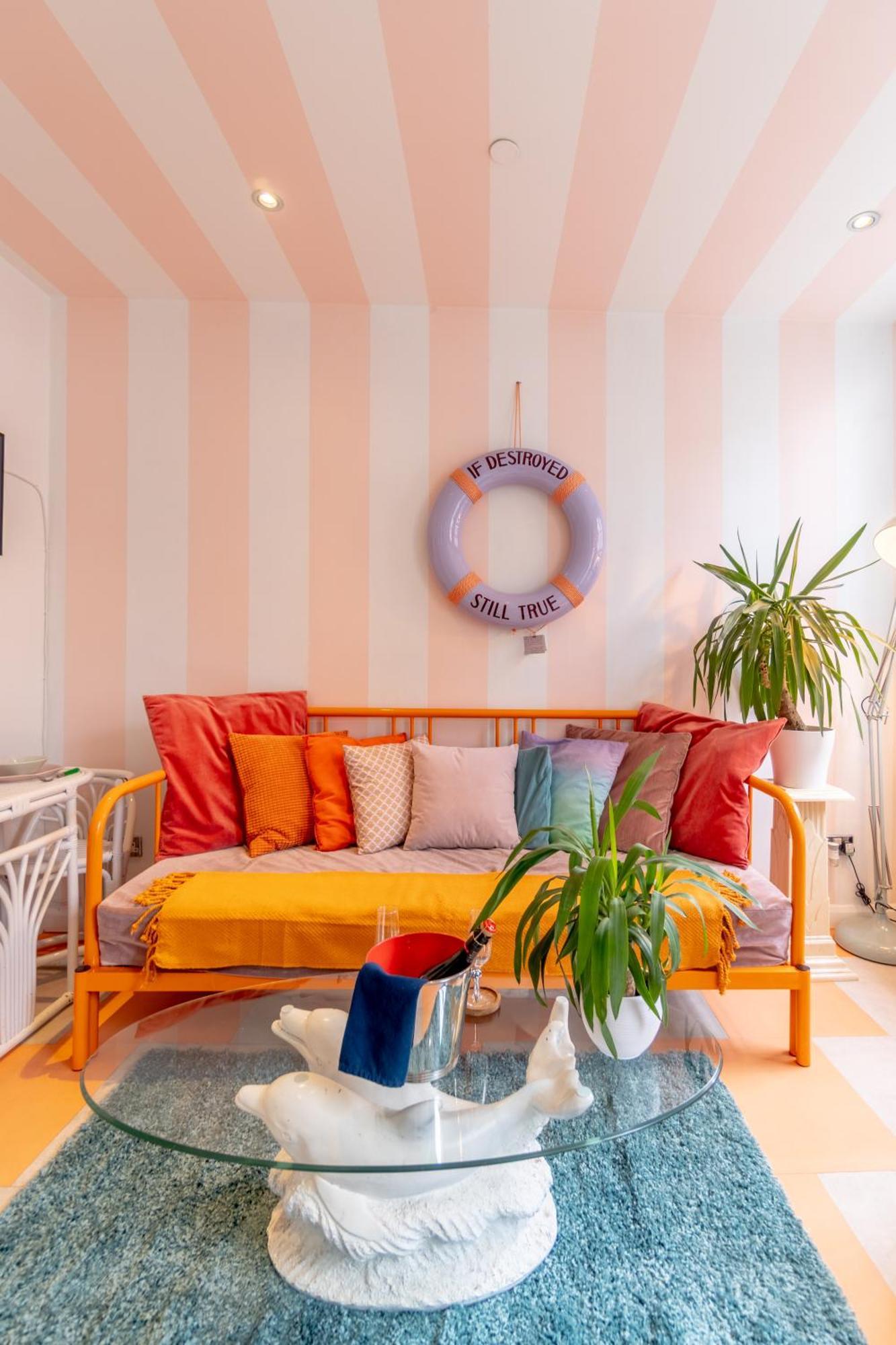 The Courtyard Suite By Margate Suites Exterior foto